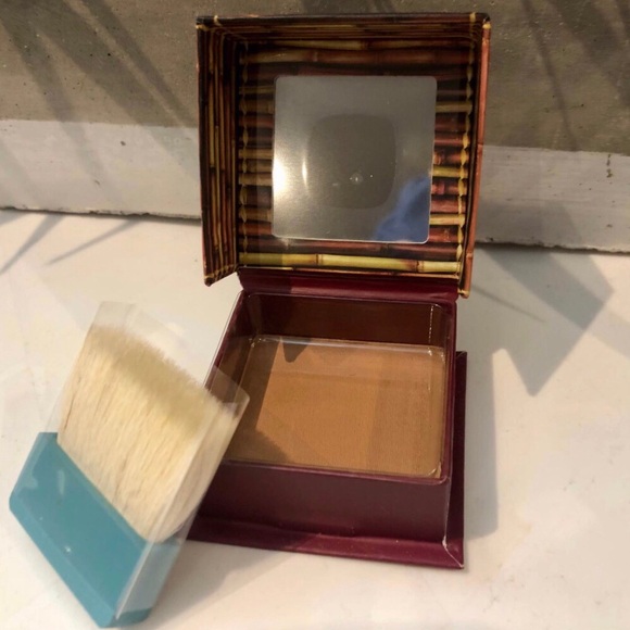 Benefit Hoola Matte Powder Bronzer Original - Brand New. Never Used. Full Size - Picture 6 of 10